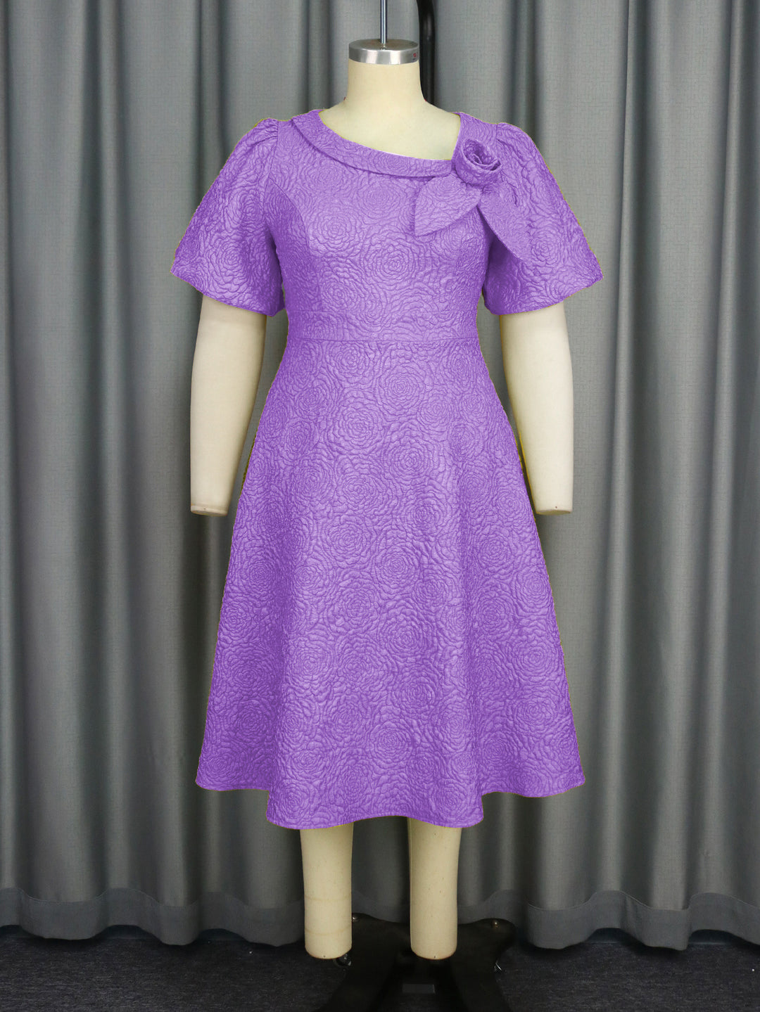 Damen Freizeitkleid mit floralem Strukturmuster Drune