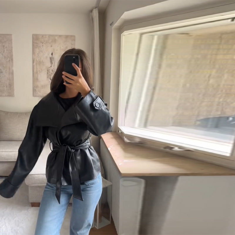 Damen Modische Cropped-Lederjacke mit doppelter Knopfleiste und breitem Kragen Drune