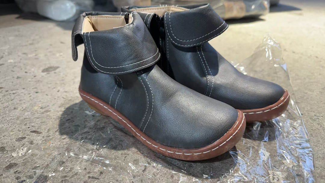 Damen nan weiche Leder-Booties mit klappbarem Riemen, seitlichem Reißverschluss und flexibler Profilsohle Drune