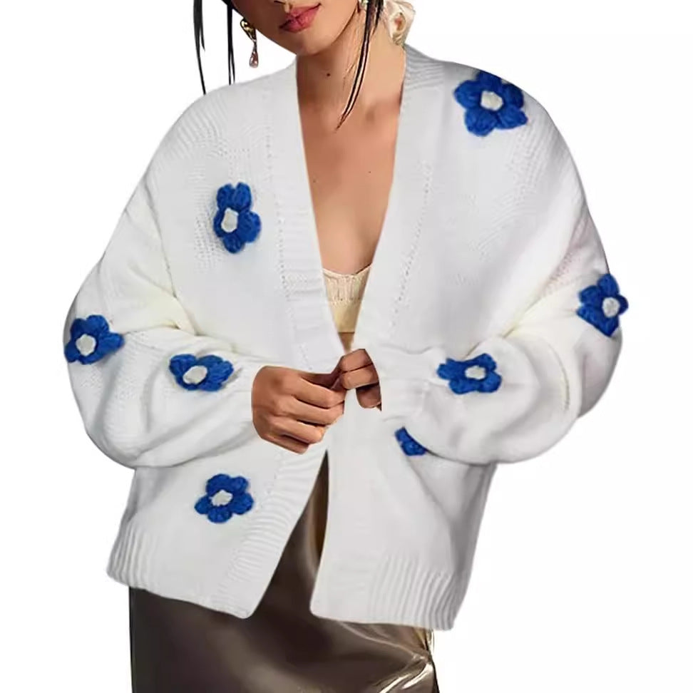 Damen Strickjacke mit Blumenapplikationen Drune