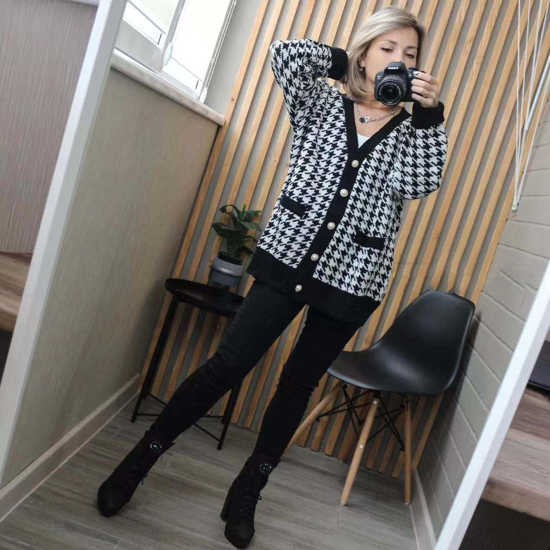 Damen modischer Strickcardigan mit schickem Hahnentrittmuster und großen Knöpfen Drune