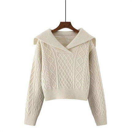 Damen Strickpullover mit weitem Kragen und raffiniertem Zopfmuster Drune