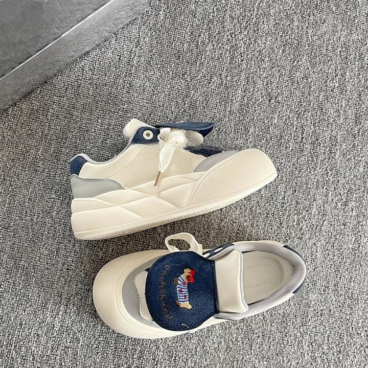Damen Verspielte Sneakers mit tierischen Applikationen und komfortablem Klettverschluss Drune