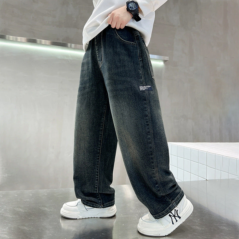 Unisex weite Jeans mit auffälligen Patches Drune