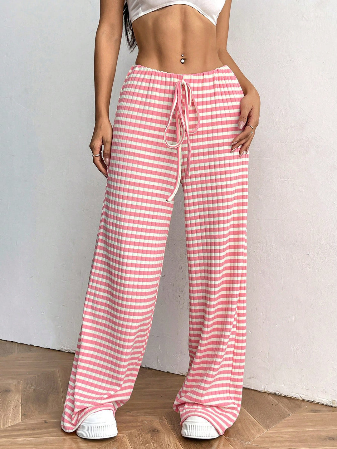 Damen weite Relax-Hose aus weichem Rippmaterial mit Kordelzug Drune