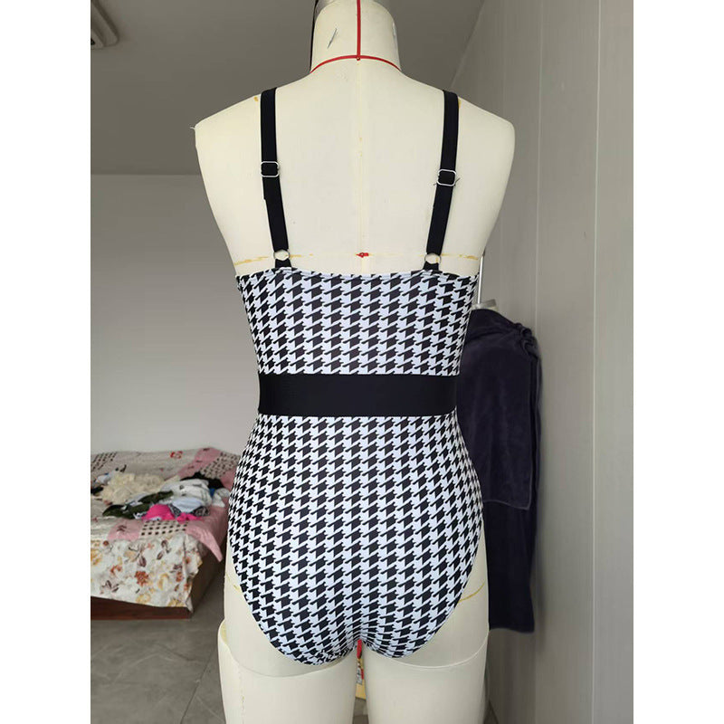 Damen Einteiler Badeanzug mit eleganter Gürteldetails Drune