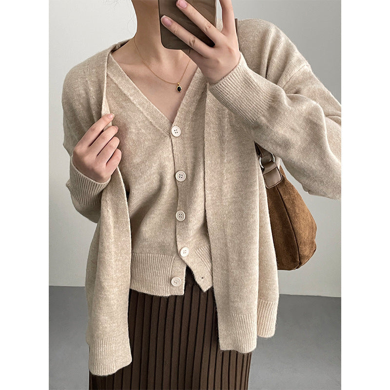 Damen gestrickte Cardigan mit V-Ausschnitt und Knopfdetails Drune