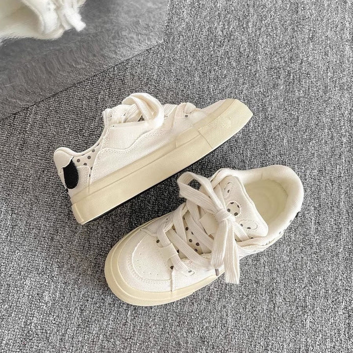 Damen Komfortable Sneakers mit dickem Plateau und verspieltem Schnürsystem Drune