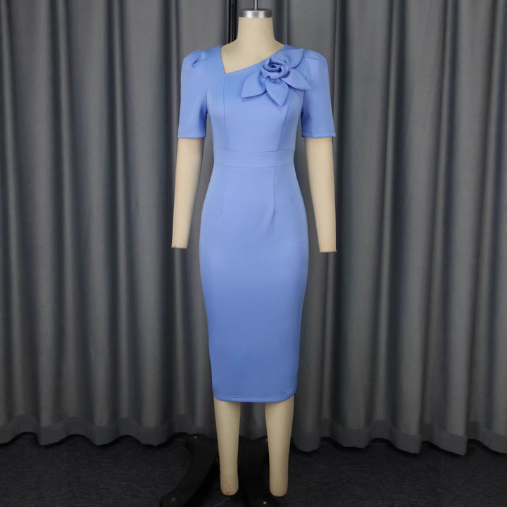 Damen figurbetontes Kleid mit dekorativer Blütenapplikation Drune