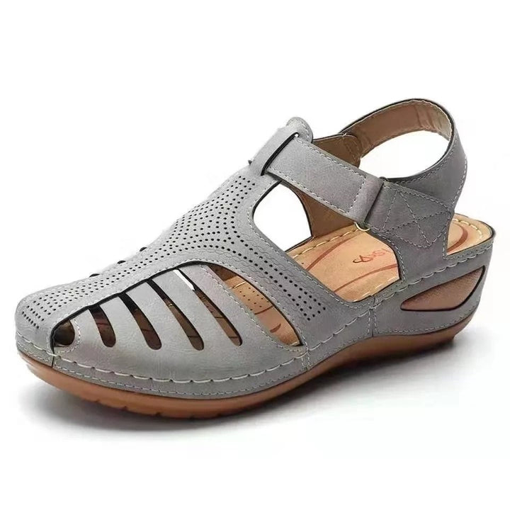 Damen nan geschlossene Slingback-Sandale mit perforiertem Obermaterial, ergonomischem Komfortfußbett und leichtem Keilabsatz Drune