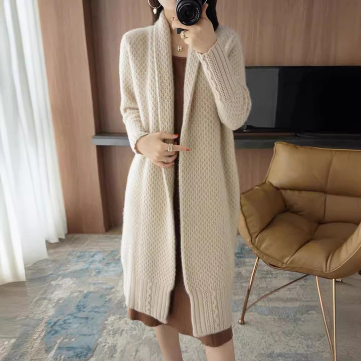 Damen Strickjacke mit modernem Zopfmuster und offenen Front Drune