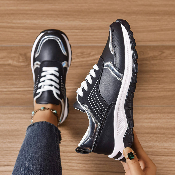 Damen modischer City-Chunky-Sneaker mit Metallic-Akzenten, Ziernieten und dämpfender Leichtsohle Drune