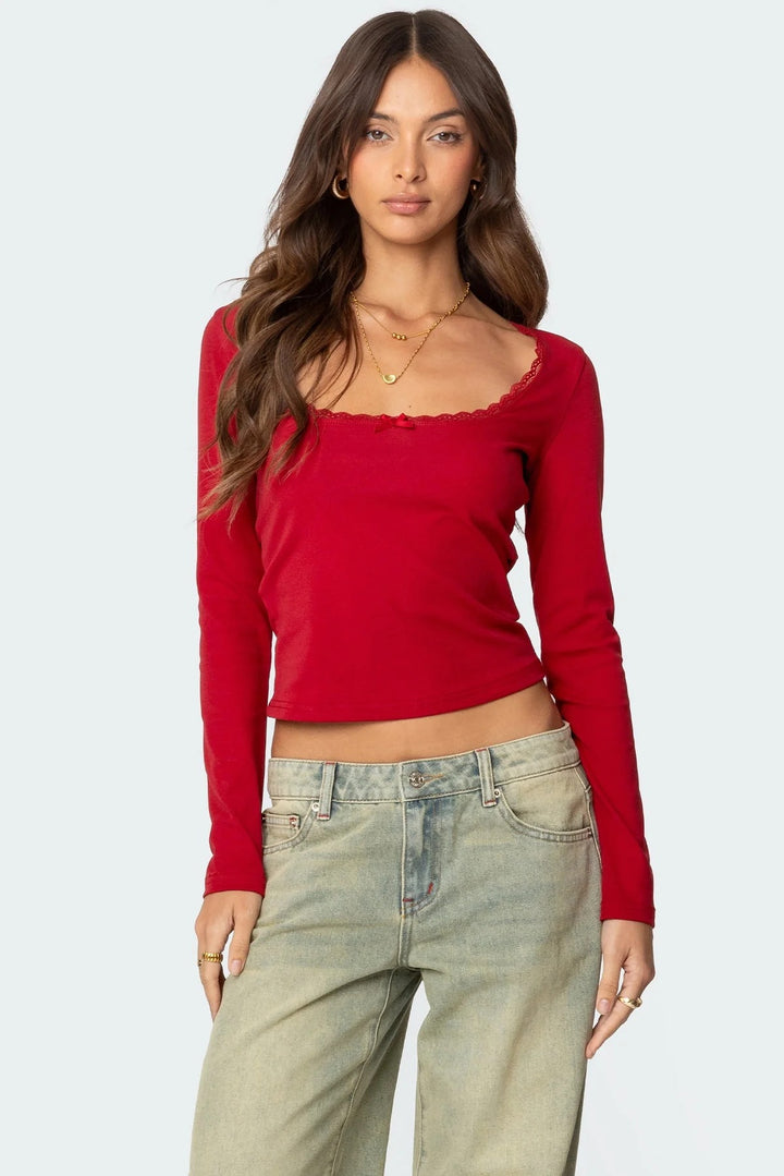 Damen Langarmshirt mit quadratischem Ausschnitt und Spitzenakzenten Drune