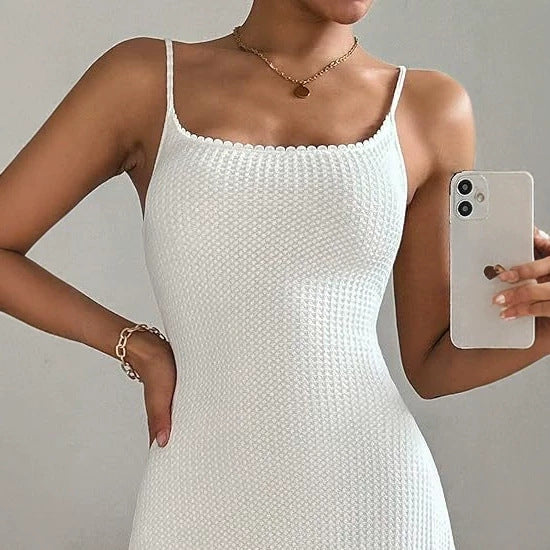 Damen Maxikleid mit zarten Trägern und raffinierter Rippstruktur Drune