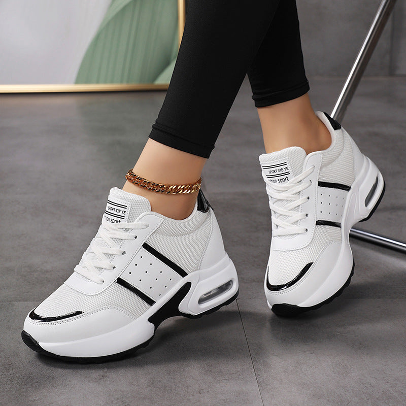 Damen nan sportlicher Plateausneaker mit Luftkissen-Zwischensohle und metallic-Applikationen Drune