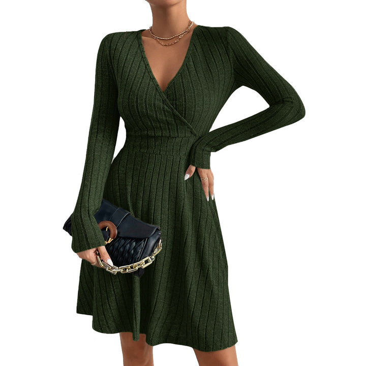 Damen Strickkleid mit elegantem V-Ausschnitt und tailliertem Schnitt Drune