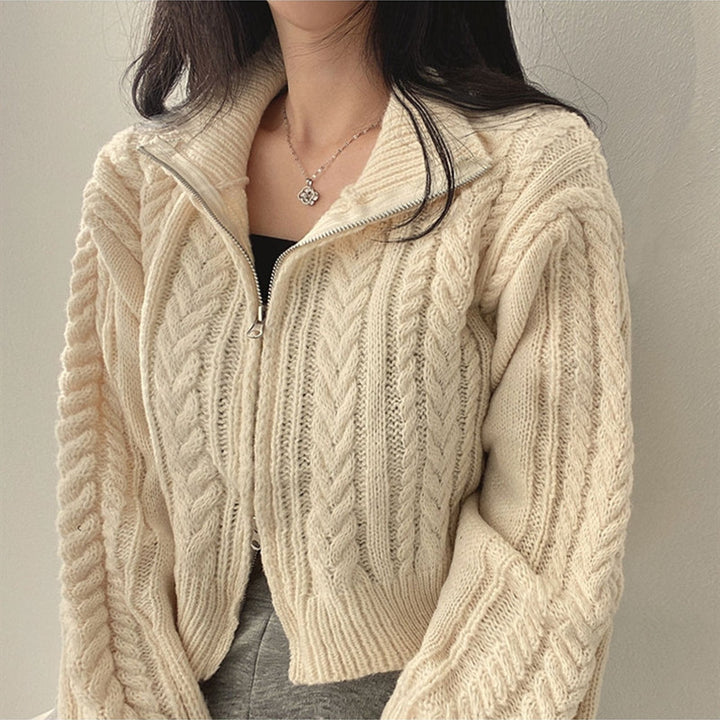 Damen Strickjacke mit kurzem Schnitt und dekorativem Zipper Drune