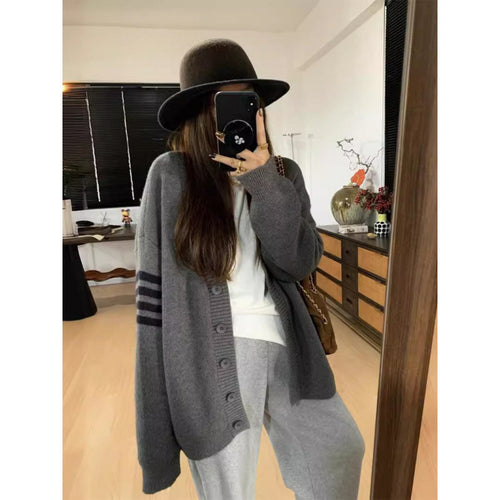 Damen warme und stylische Strickjacke Drune