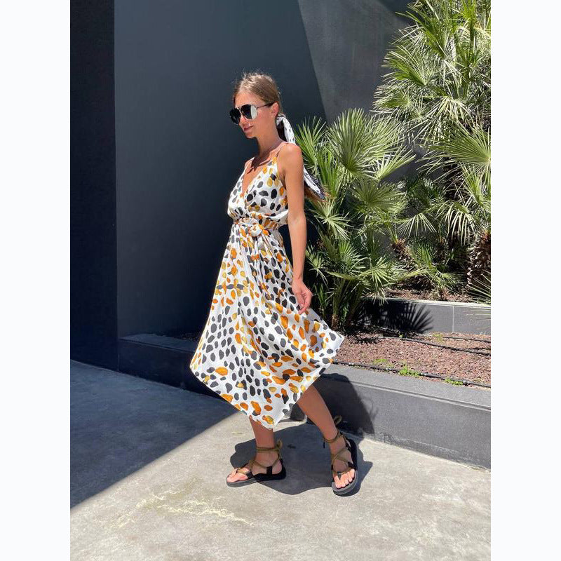 Damen Maxikleid mit elegantem Wickeldesign und modischen Rüschendetails Drune
