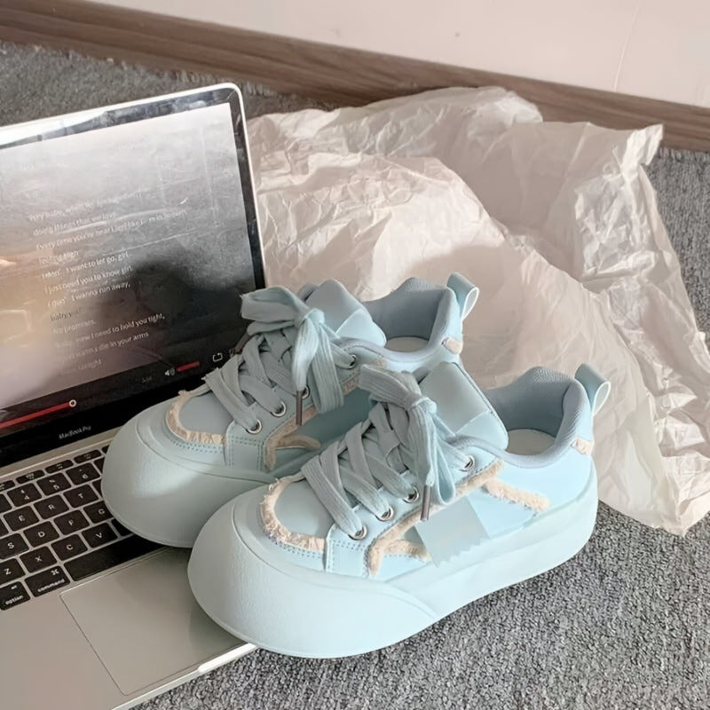Damen Komfortable Sneakers mit voluminöser Sohle und verspielten Schnürdetails Drune
