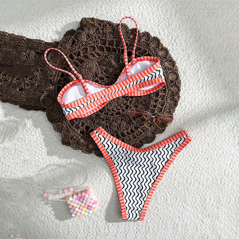 Damen Bandeau-Bikini mit aufregendem Wellenmuster Drune