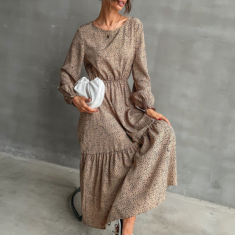 Damen Maxikleid mit elastischem Taillengürtel und eleganten Rüschendetails Drune
