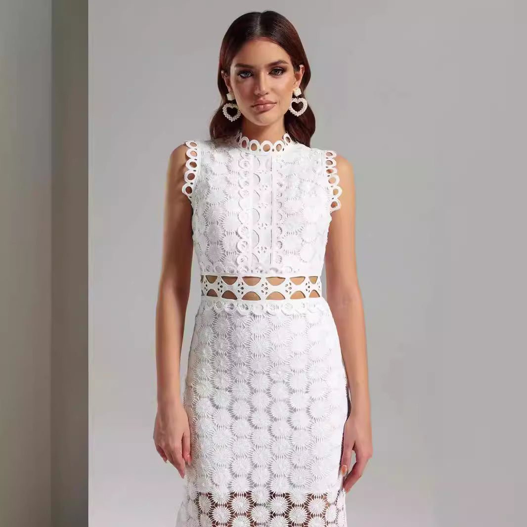 Damen Elegantes Spitzen-Maxikleid mit transparenten Einsätzen und dekorativen Rüschendetails Drune