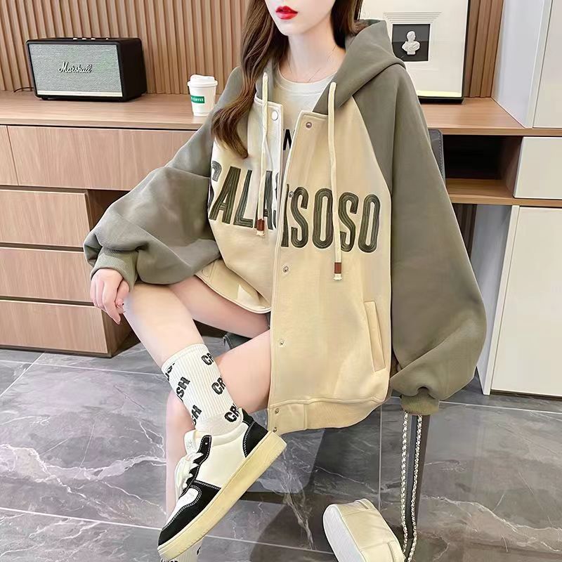 Damen Sportliche Kapuzenjacke mit lässigem Schnitt und auffälligem Schriftzug Drune