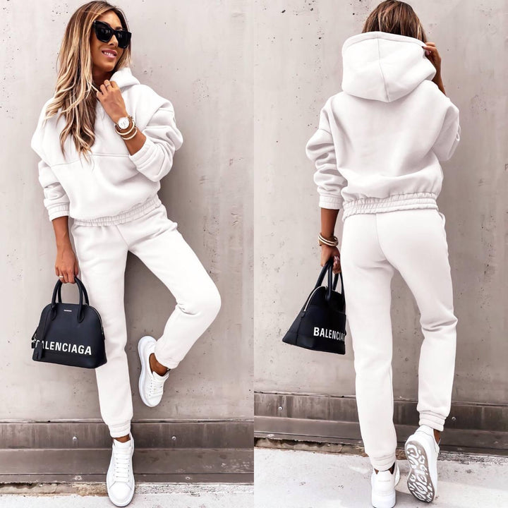 Jogginganzug Damen sportlich aus weichem Material