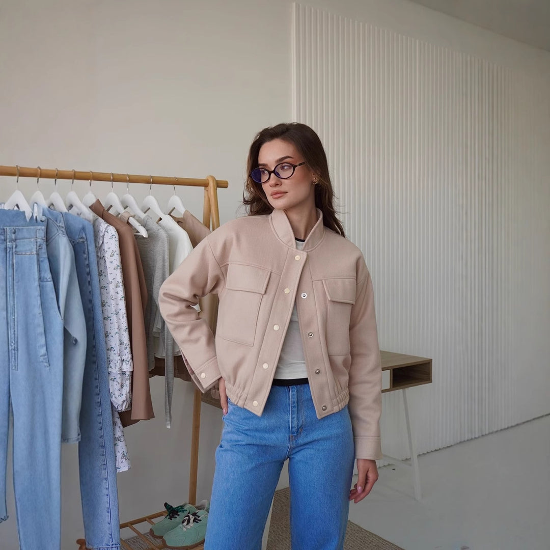 Damen modische Kurzjacke mit praktischen Taschen und coolem Kragen Drune