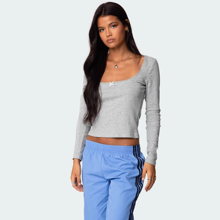 Damen Langarmshirt mit quadratischem Ausschnitt und Spitzenakzenten Drune