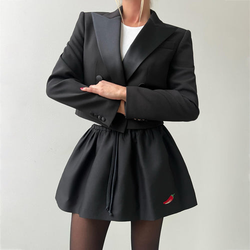 Damen Blazer mit tailliertem Schnitt und voluminösem Rock Drune