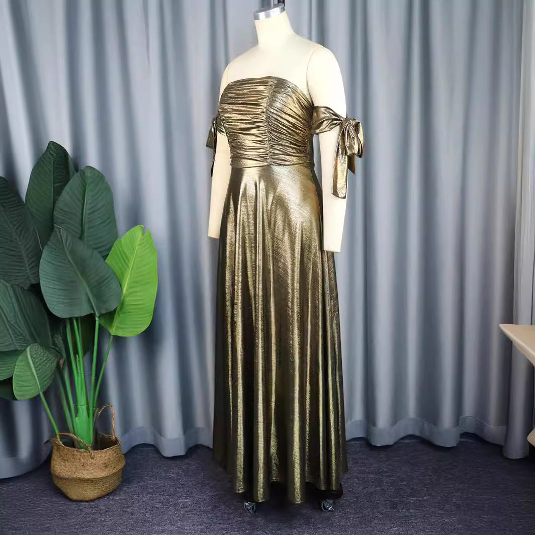 Damen glamouröses Abendkleid mit schulterfreiem Design und eleganten Raffungen Drune