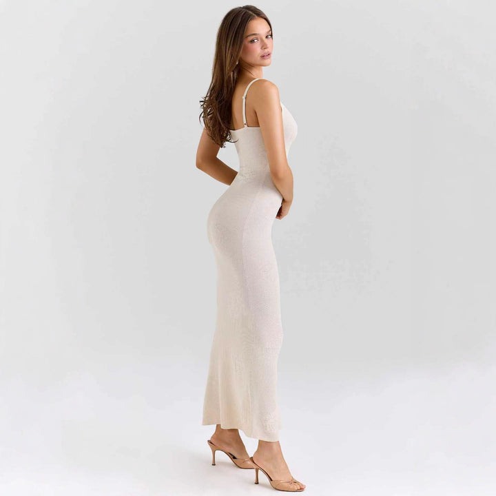 Damen Elegantes Maxikleid mit feinen Spaghettiträgern und dezentem Strukturmuster Drune
