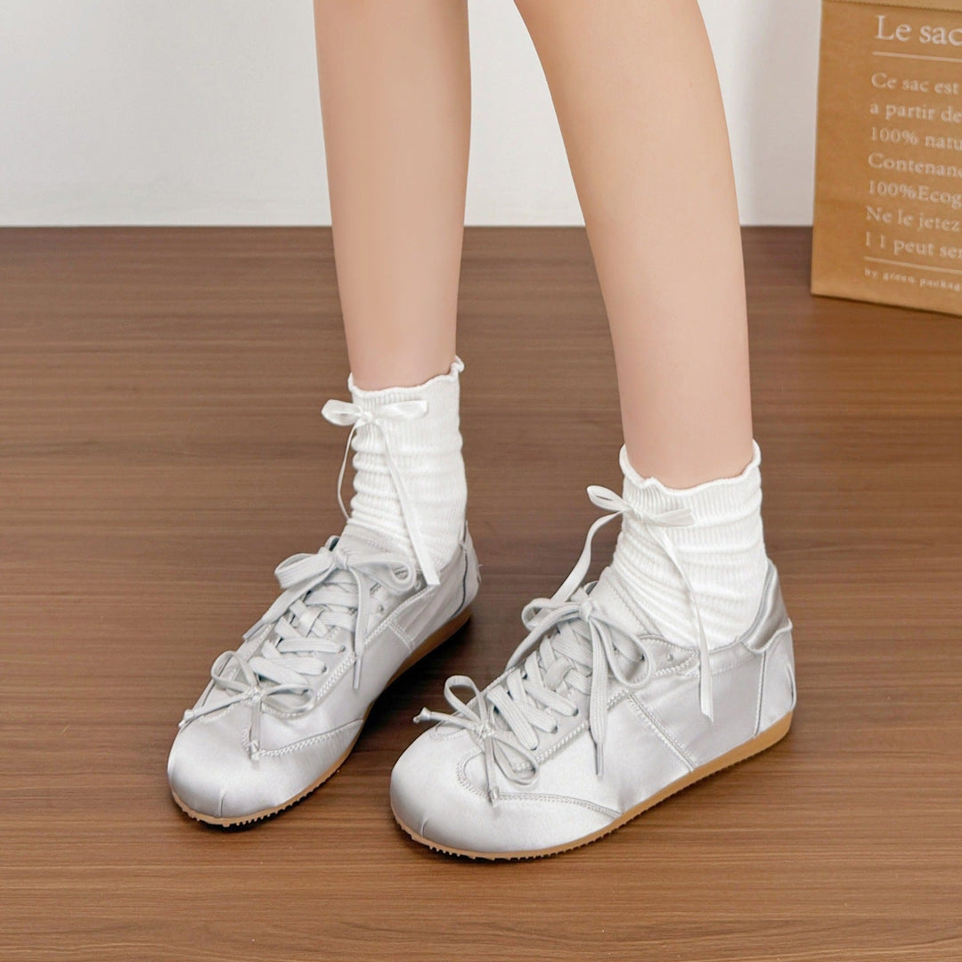 Damen Modische und komfortable Sneakers mit Satin-Oberfläche Drune