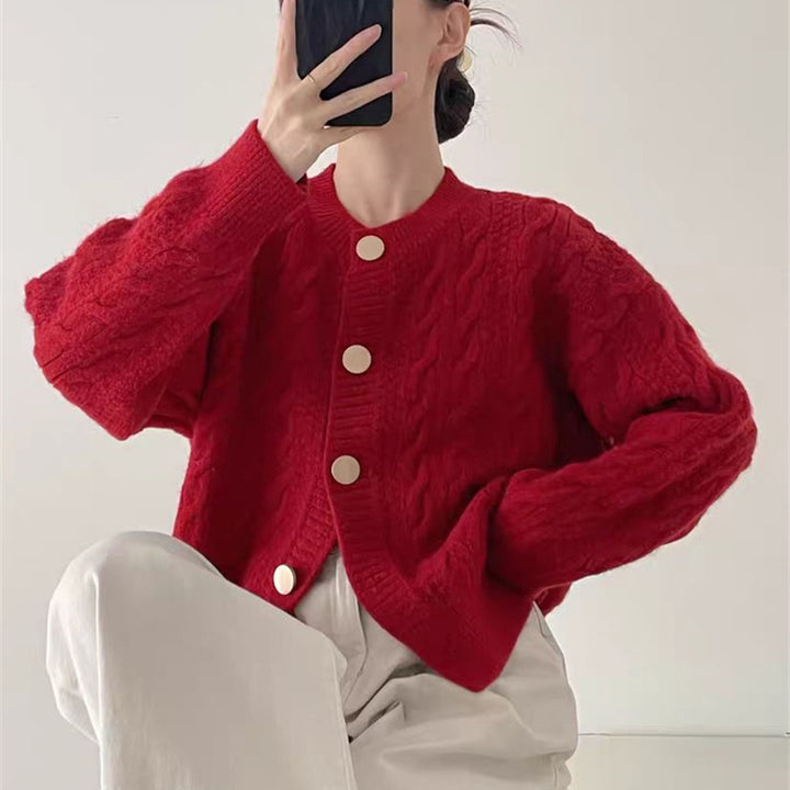 Damen Strickjacke mit Kabelmuster und großen Knopfdetails Drune
