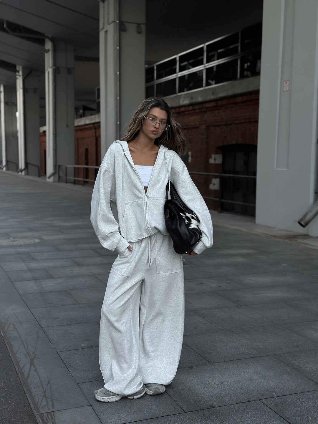 Damen nan oversized Kapuzenjacke mit Reißverschluss und Kängurutasche Drune