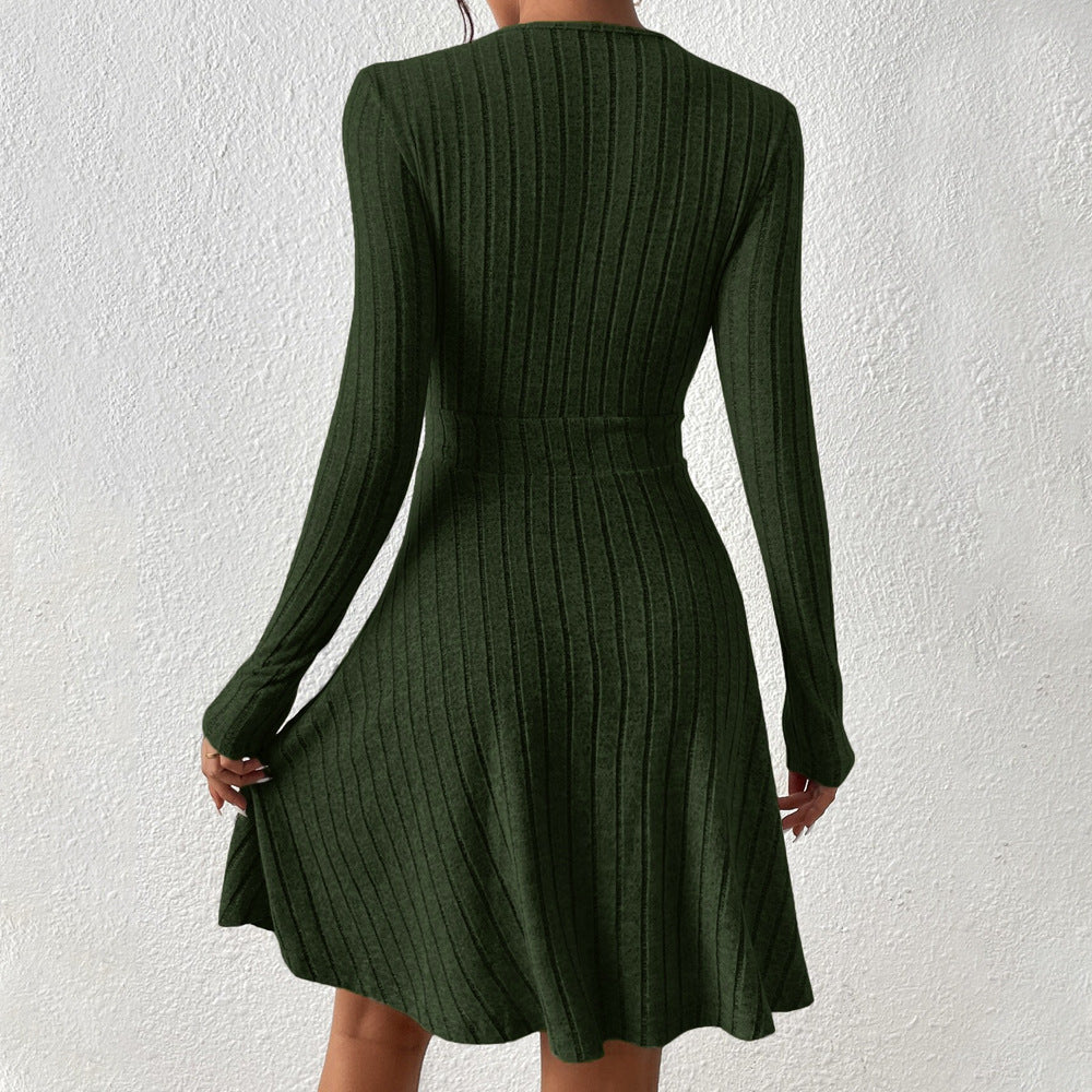 Damen Strickkleid mit elegantem V-Ausschnitt und tailliertem Schnitt Drune