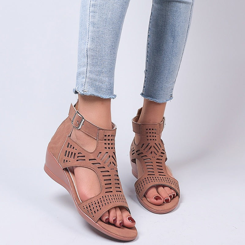 Damen Keil-Sandalen mit modischem Lochdesign und verstellbarem Riemen Drune