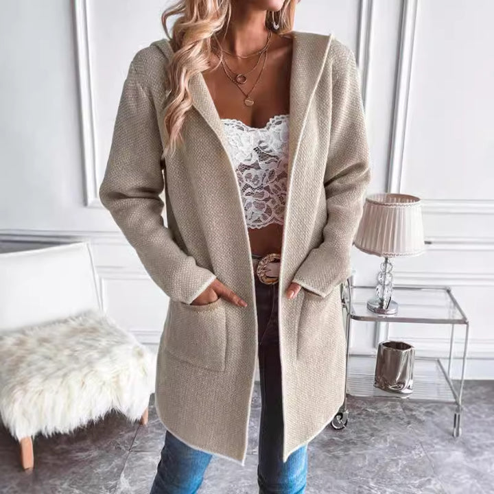Damen Modische Strickjacke mit Kapuze und aufgesetzten Taschen Drune