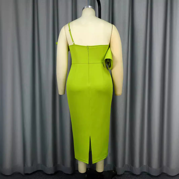 Damen Elegantes Maxikleid mit asymmetrischem Design und Drapierung Drune