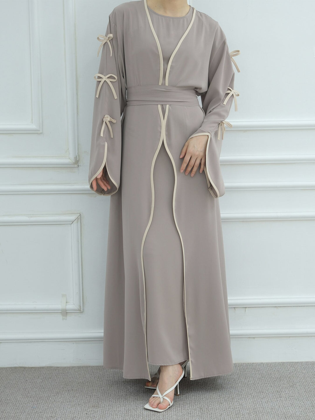 Damen Maxikleid mit eleganten Schleifendetails und fließendem Schnitt Drune