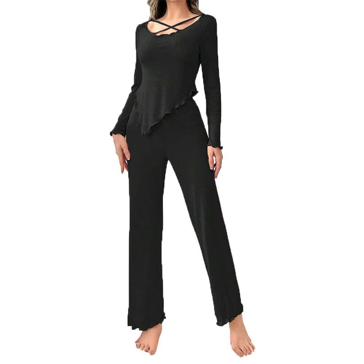 Damen Loungewear Set mit raffiniertem Cut-Out und hochgezogenen Säumen Drune
