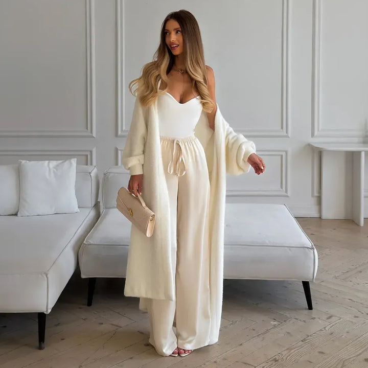 Damen Langer, eleganter Morgenmantel aus weicher Wolle mit Gürtel und oversized Schnitt Drune