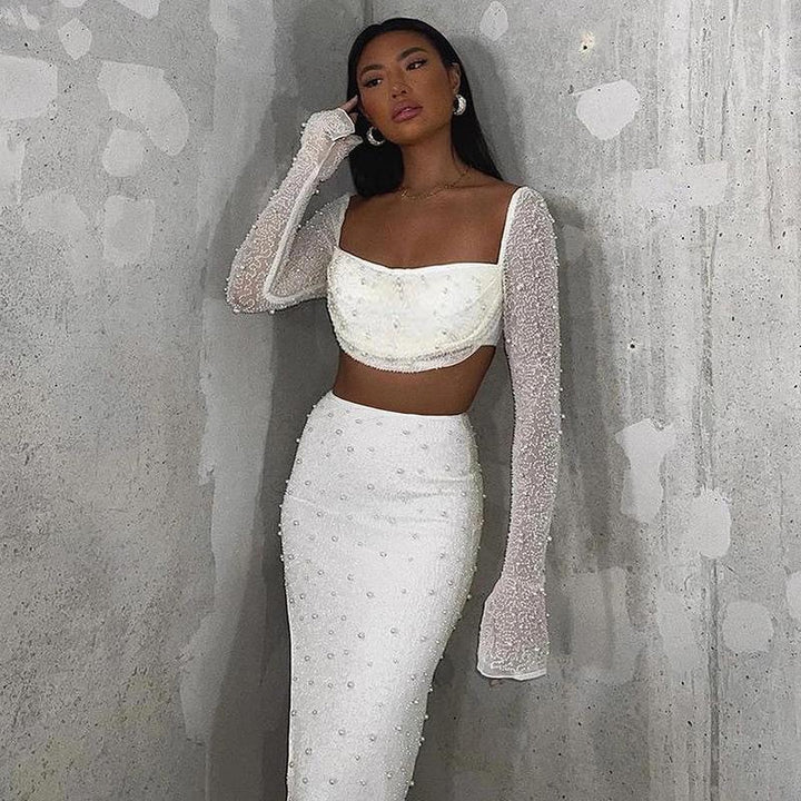 Damen Elegantes Crop-Top mit langen, transparenten Ärmeln und funkelnden Akzenten Drune