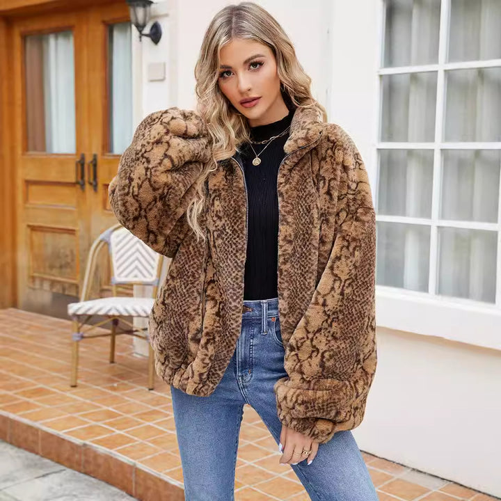 Damen Kuschelige Kunstpelzjacke im Schlangenlook Drune