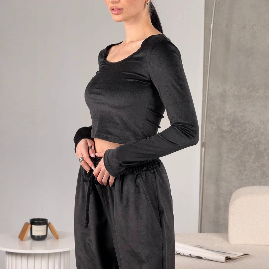 Damen bequeme und stilvolle Velours-Hose mit cropped Oberteil Drune