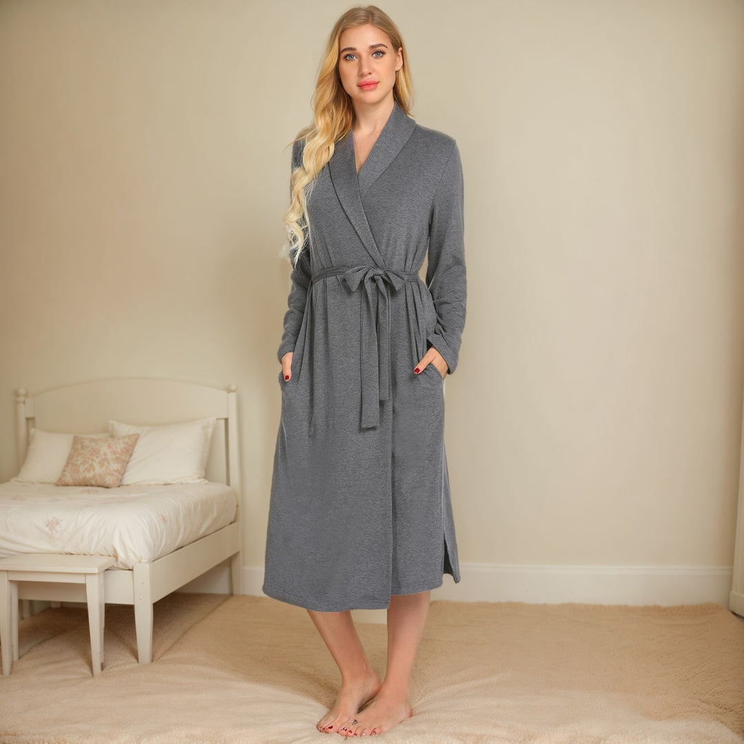 Damen Bademantel aus weichem, atmungsaktivem Material Drune
