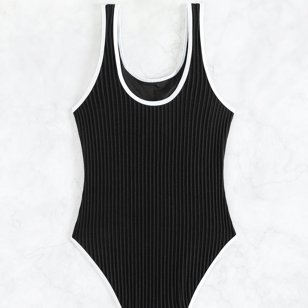 Damen einteiliger Badeanzug mit strukturiertem Rippendesign und eleganten Kontrasten Drune