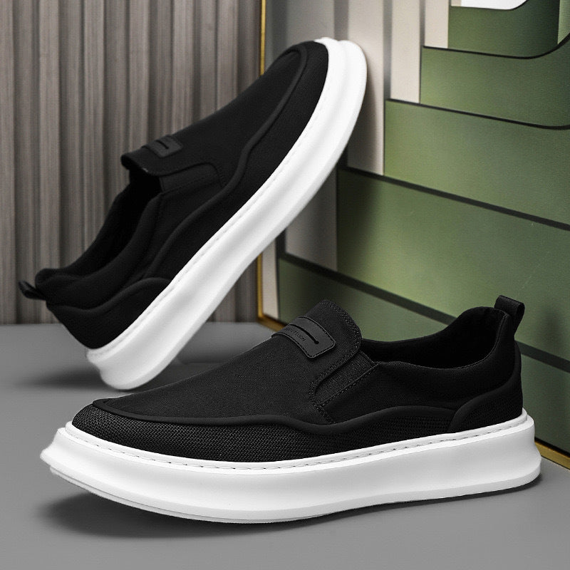 Damen Slip-On Sneakers mit atmungsaktiver Mesh-Oberfläche und dämpfender Sohle Drune